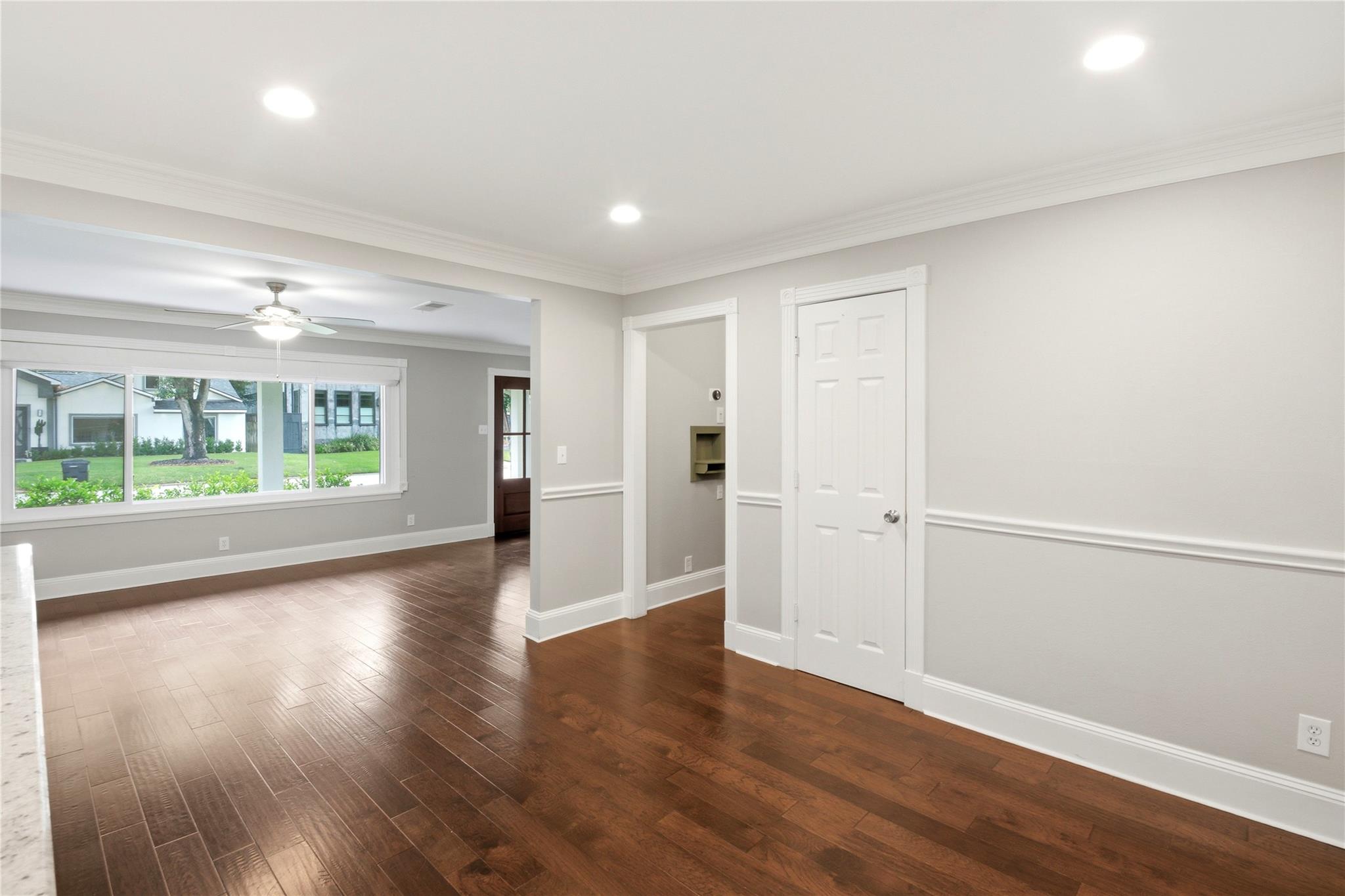 2207 Saxon Drive