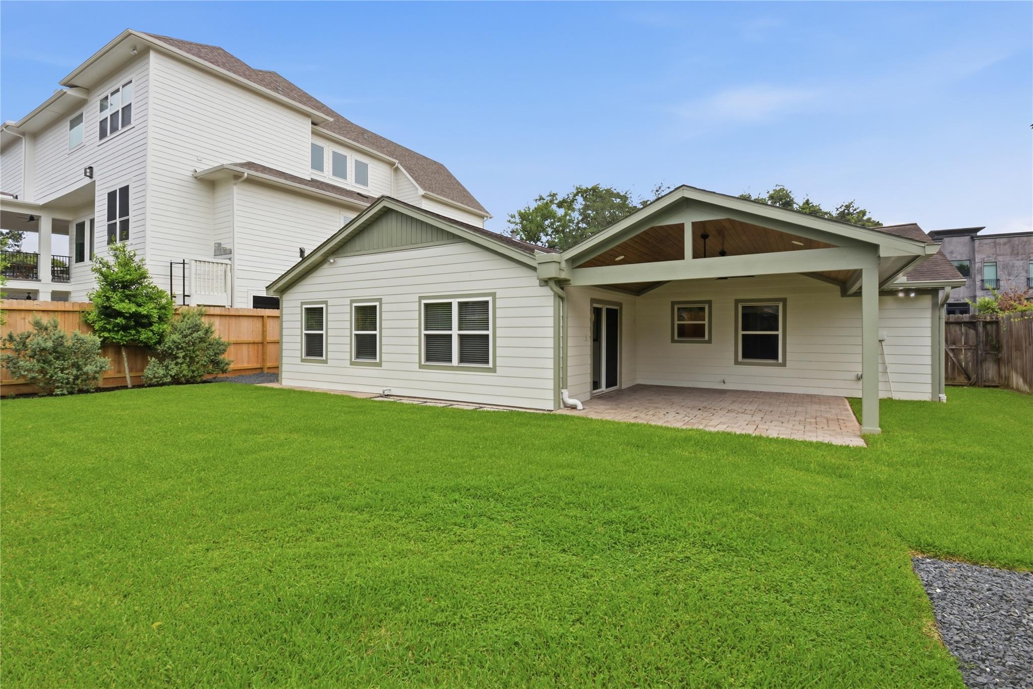 2207 Saxon Drive