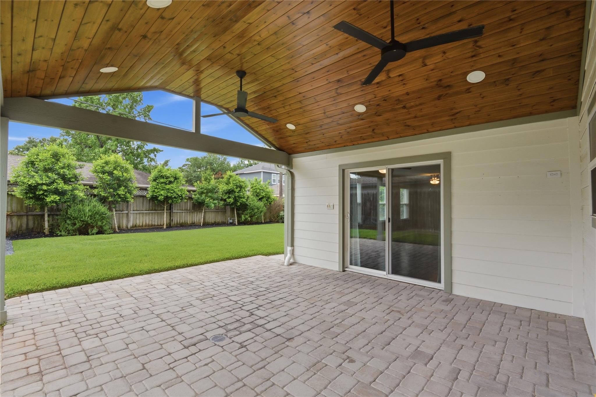 2207 Saxon Drive