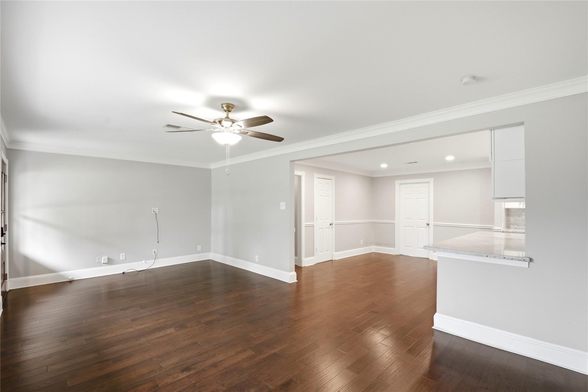 2207 Saxon Drive