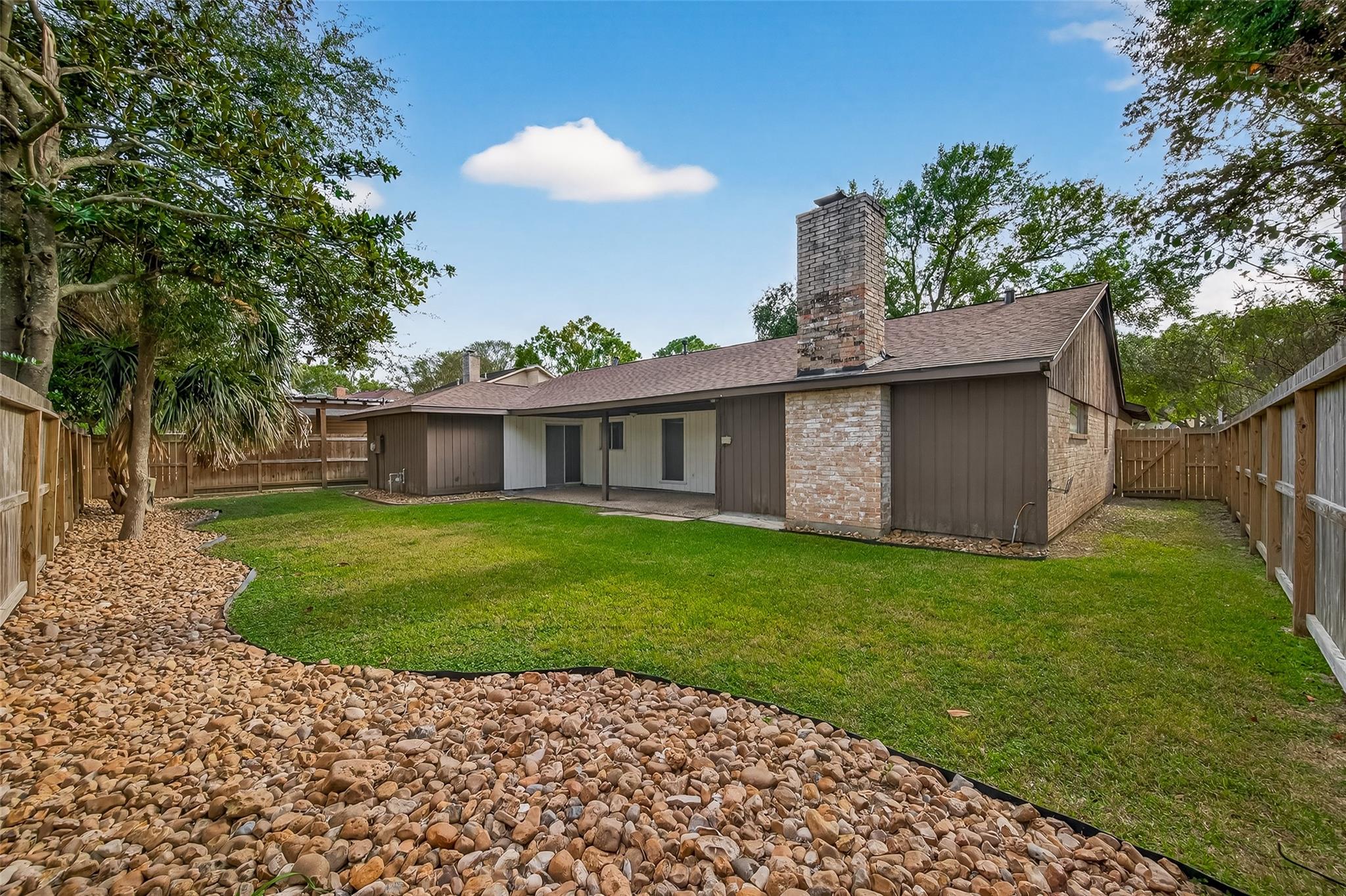 4215 Long Grove Drive