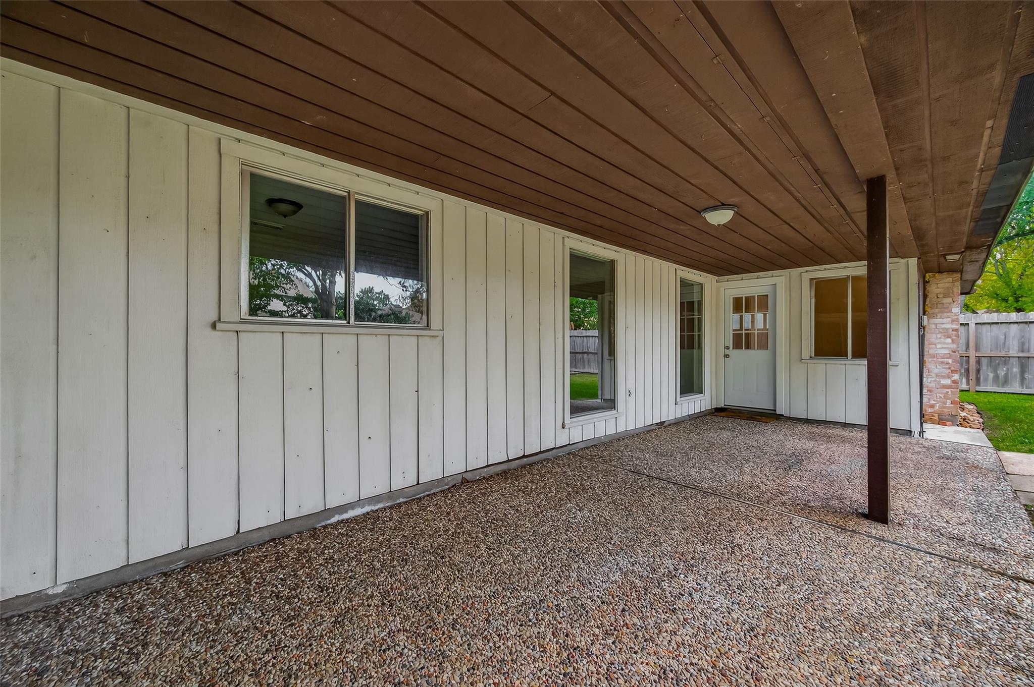 4215 Long Grove Drive