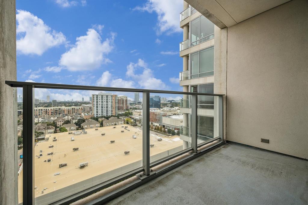 2047 Westcreek Lane # 1402