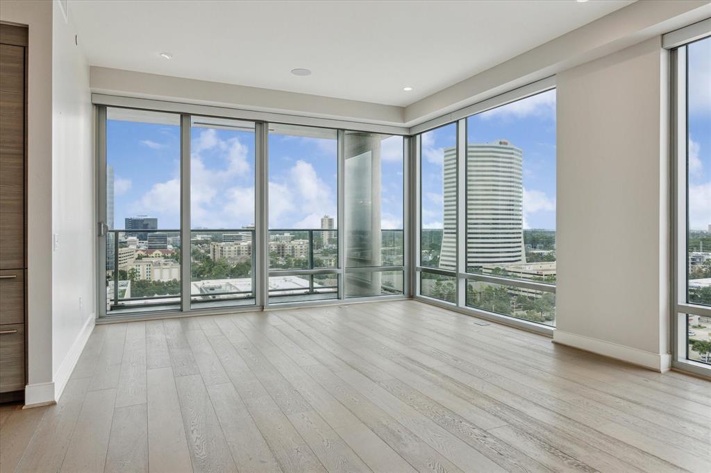 2047 Westcreek Lane # 1402