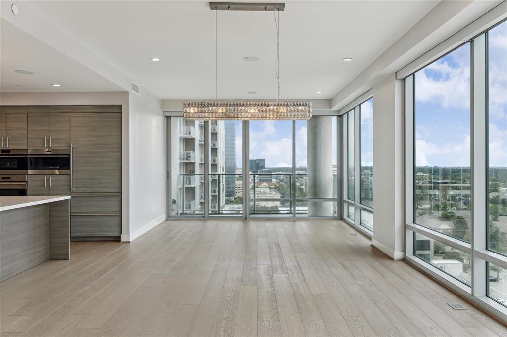 2047 Westcreek Lane # 1402