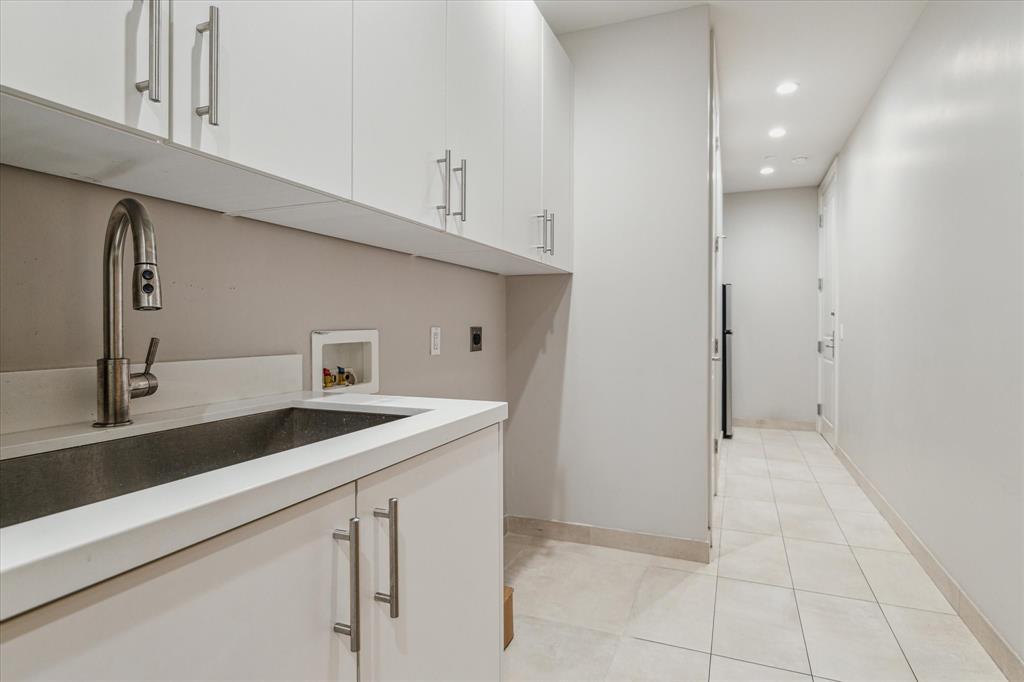 2047 Westcreek Lane # 1402