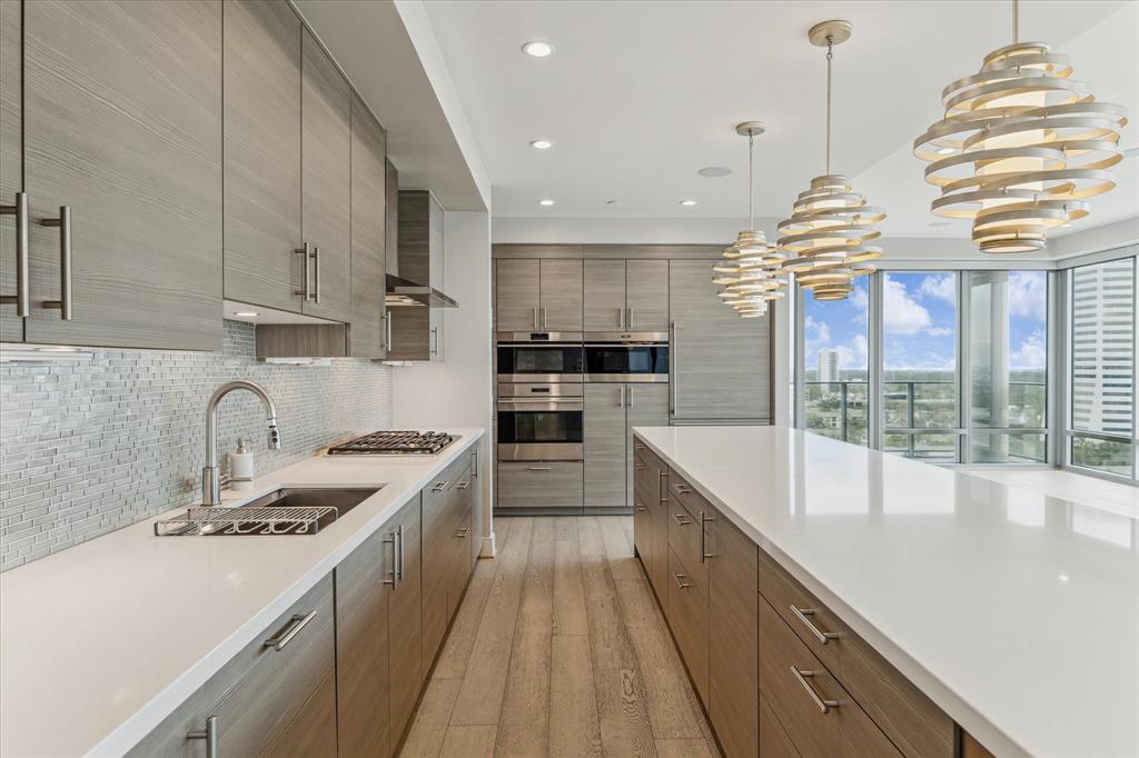 2047 Westcreek Lane # 1402