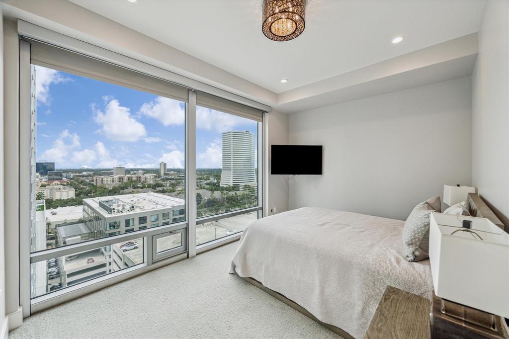 2047 Westcreek Lane # 1402