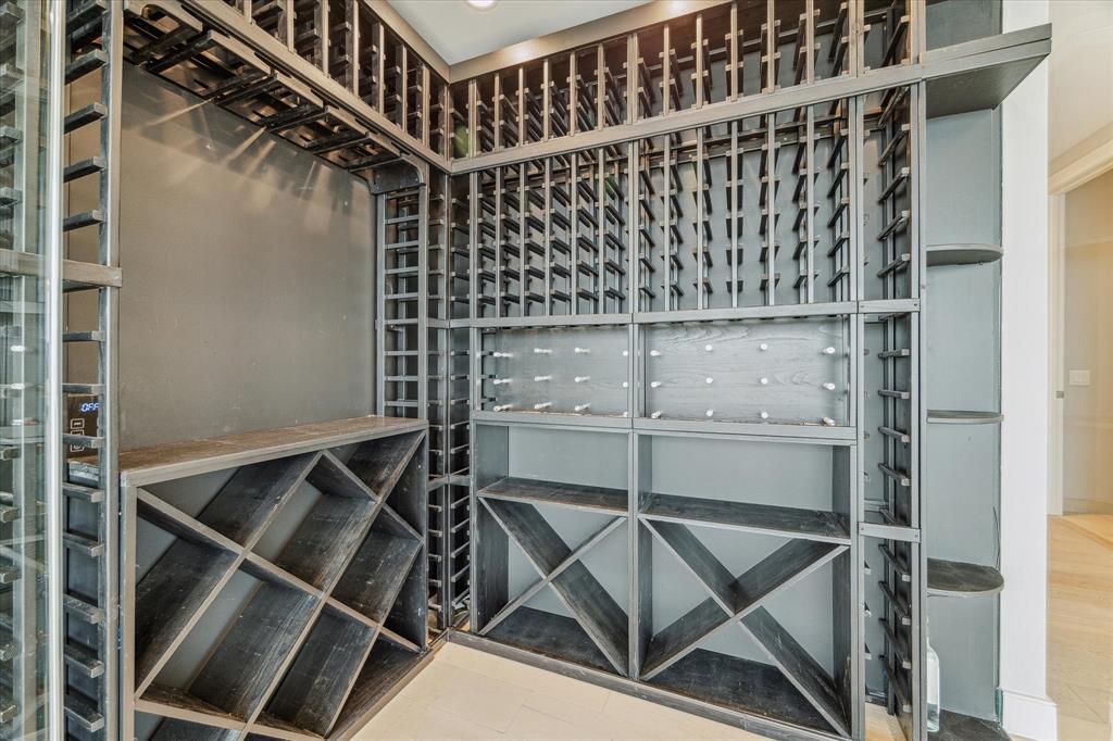 2047 Westcreek Lane # 1402