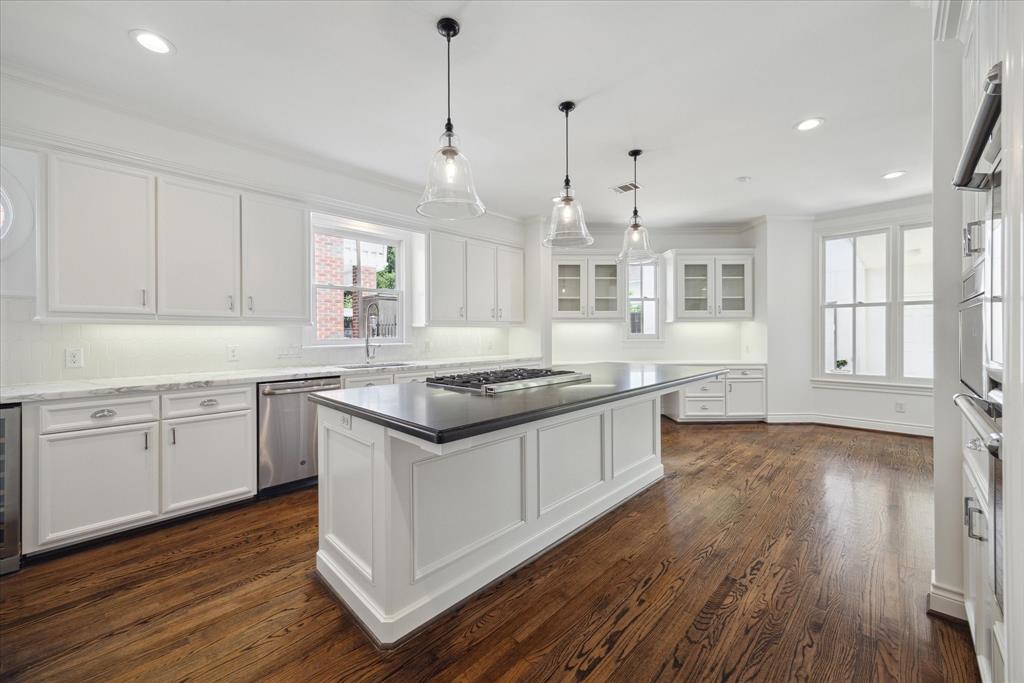 3779 Tangley Road