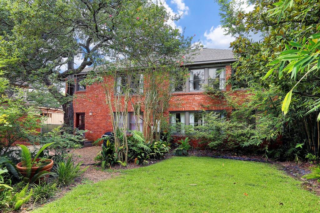 1927 South Boulevard