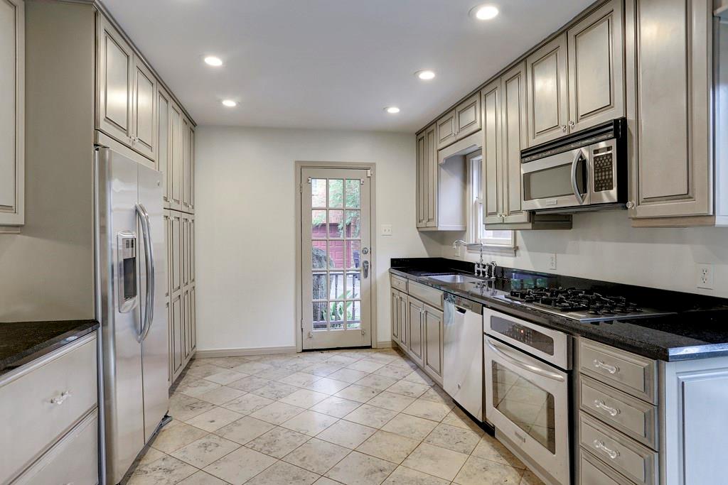 1927 South Boulevard