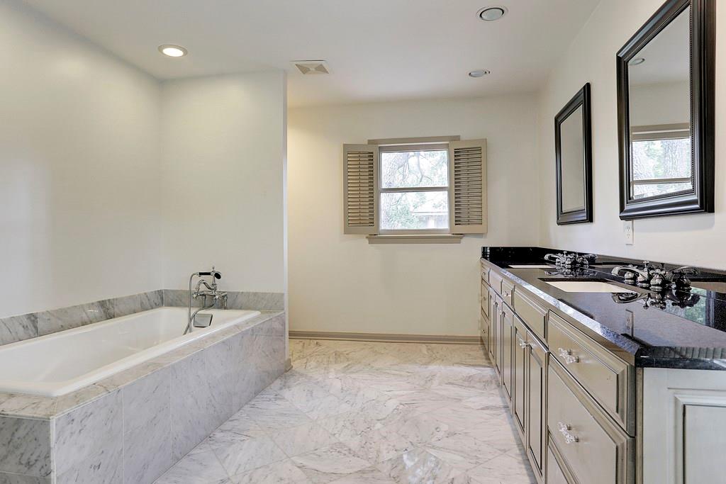 1927 South Boulevard