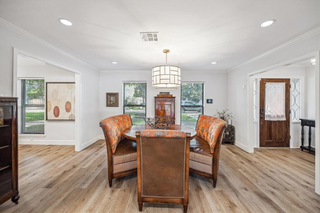 14739 Carolcrest Drive