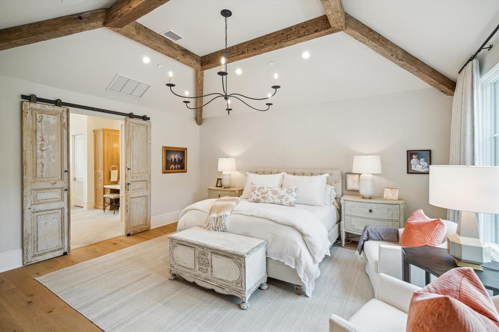 415 Coachman Lane