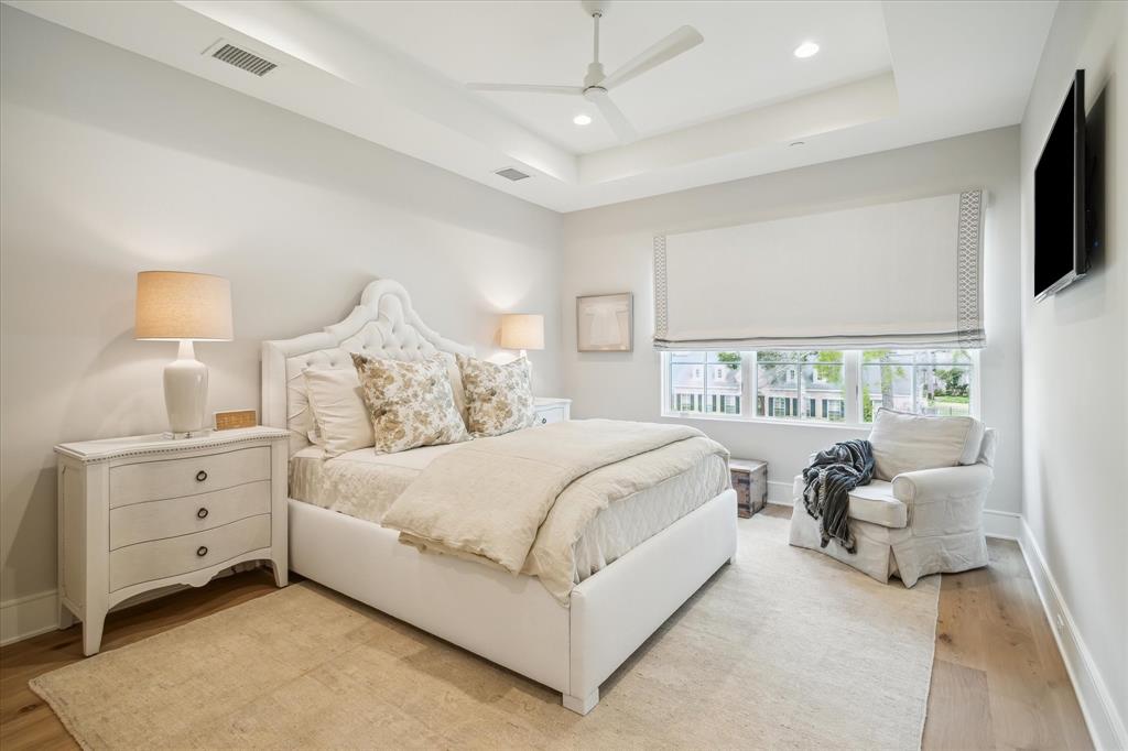415 Coachman Lane