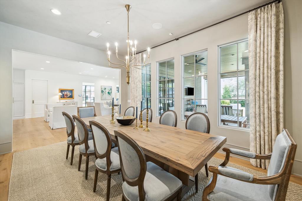 415 Coachman Lane