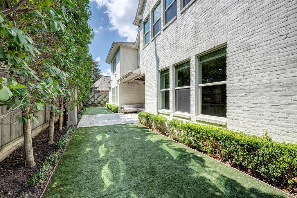 6219 Ella Lee Lane