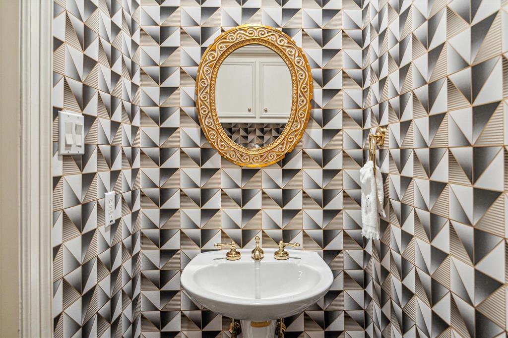 3210 Maroneal Street