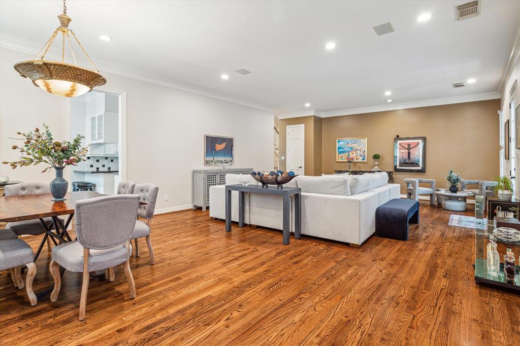 3210 Maroneal Street