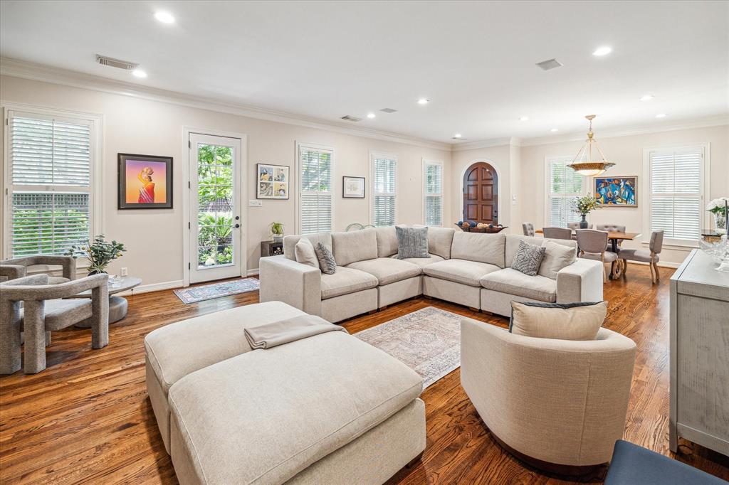 3210 Maroneal Street