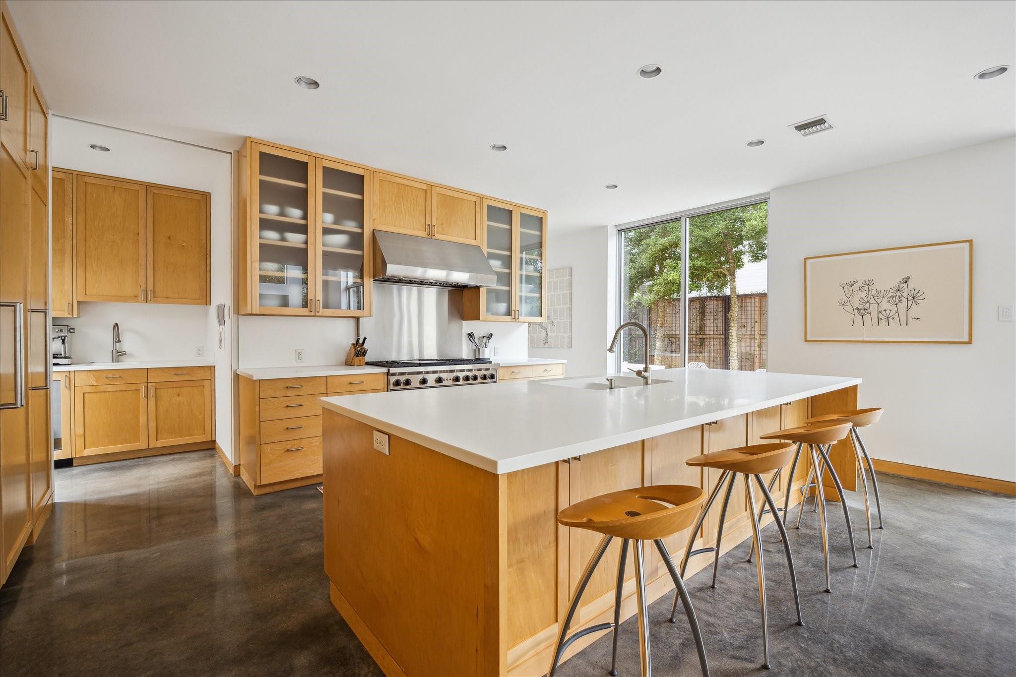2121 Quenby Street