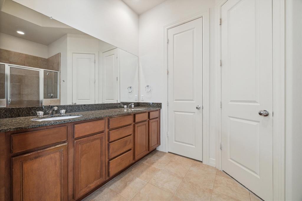 3814 Centerplaza Drive