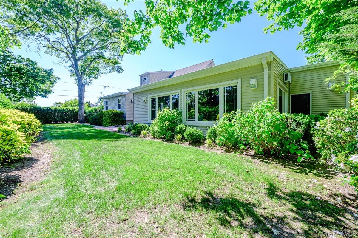 1401 Herzel Boulevard