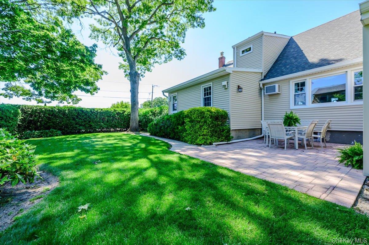 1401 Herzel Boulevard