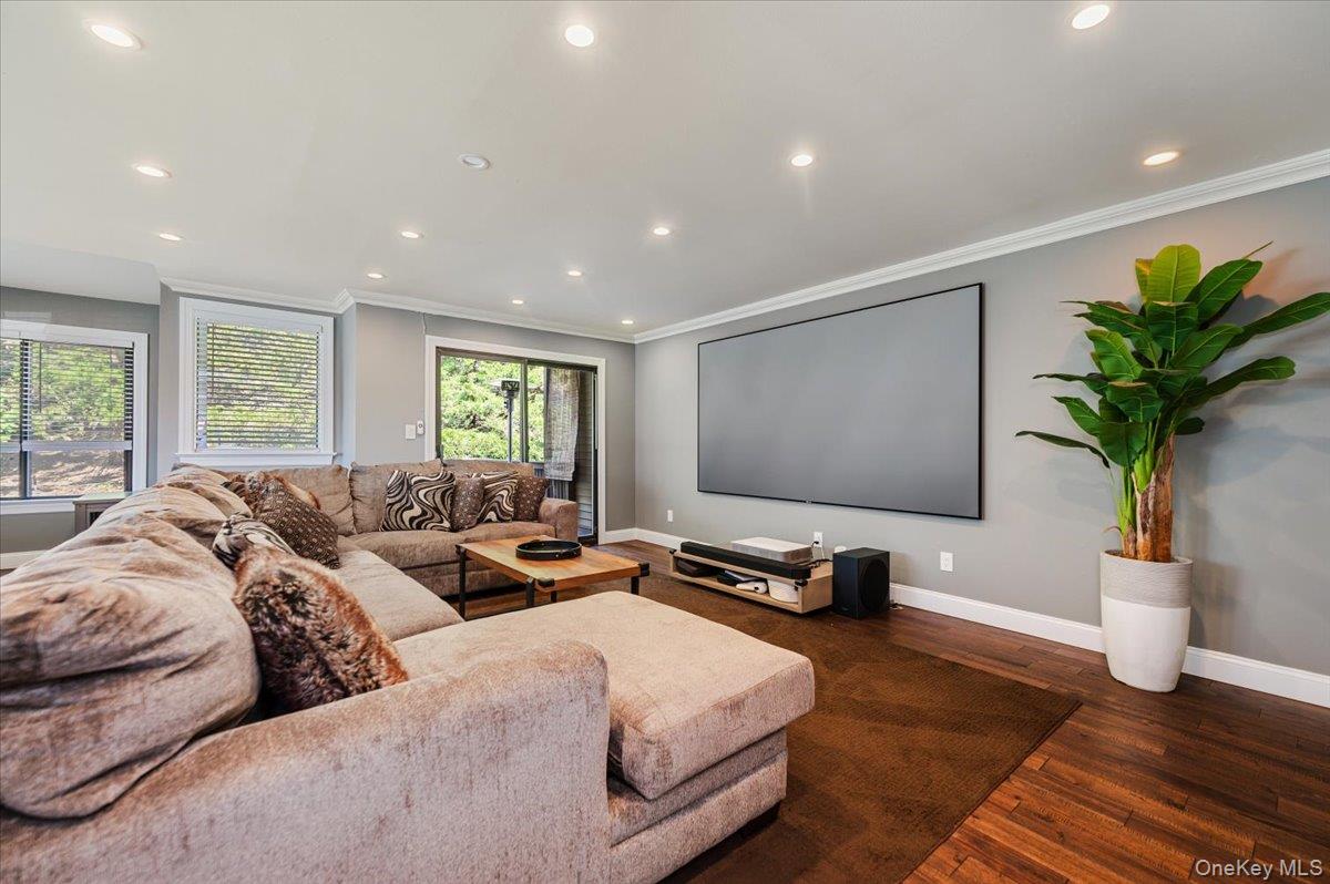 98 Lisa Drive