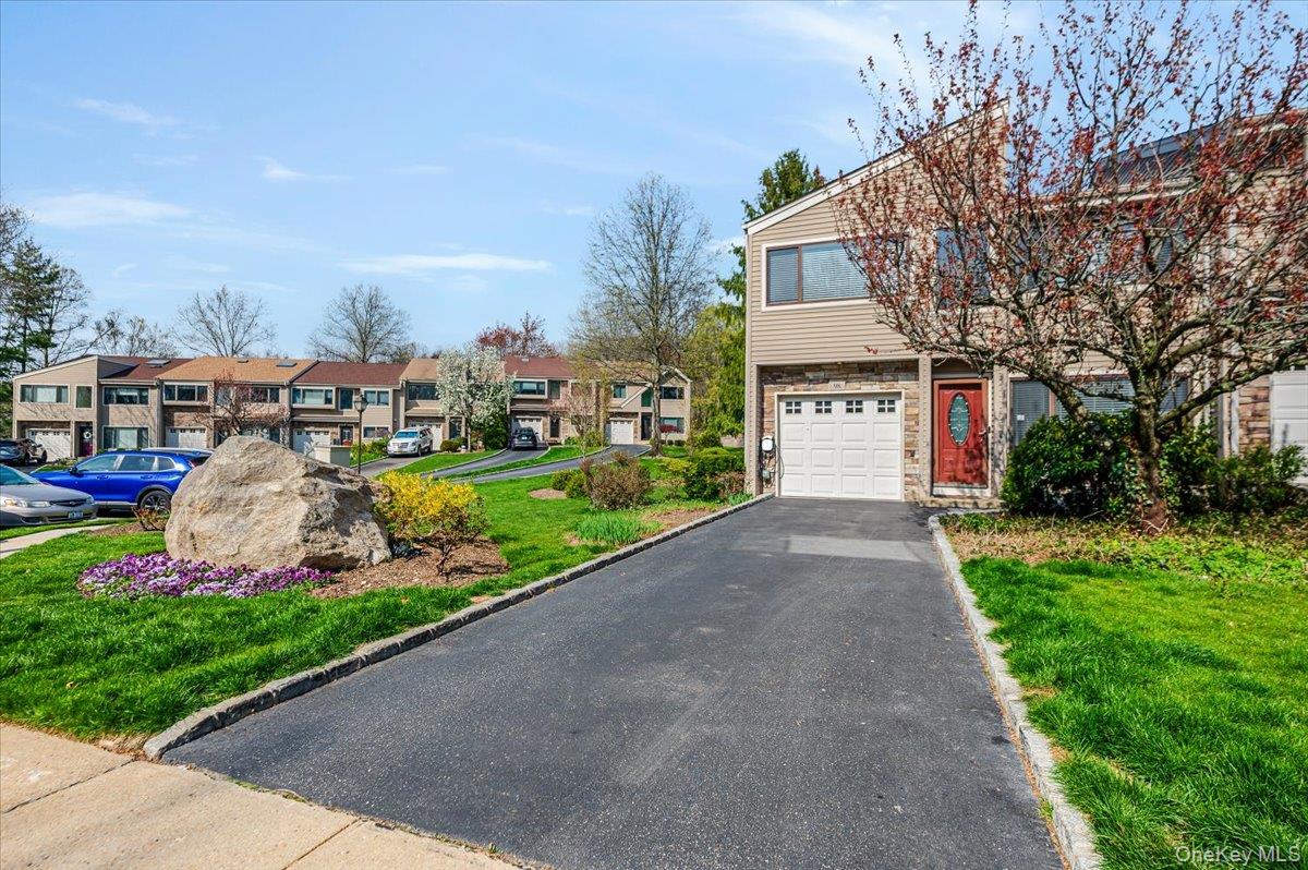 98 Lisa Drive