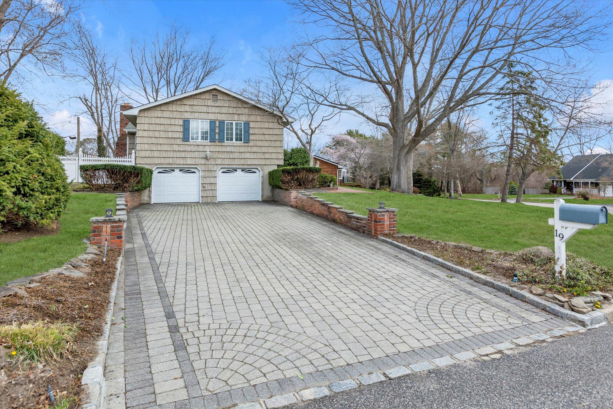 19 Chivalry Lane