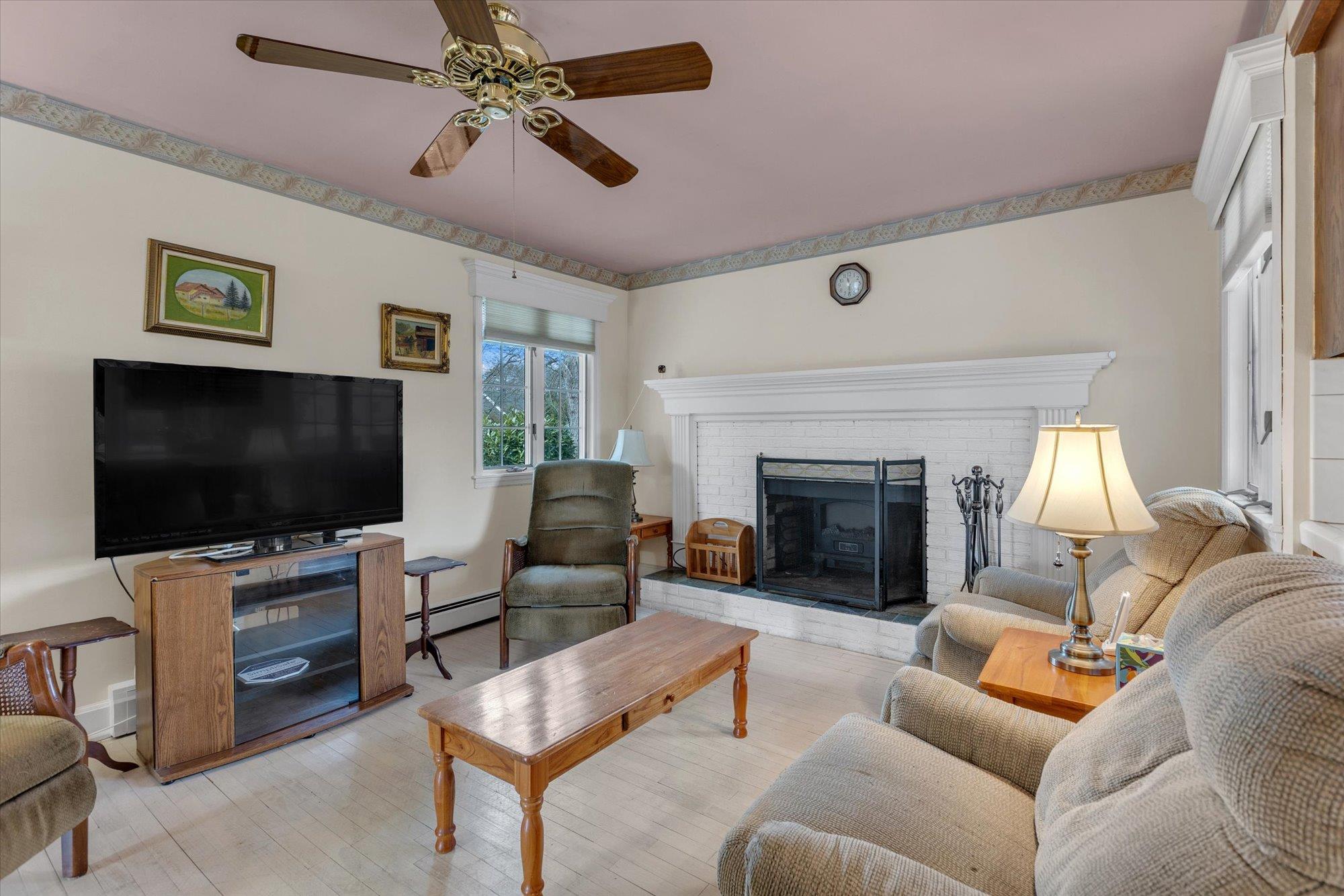 19 Chivalry Lane