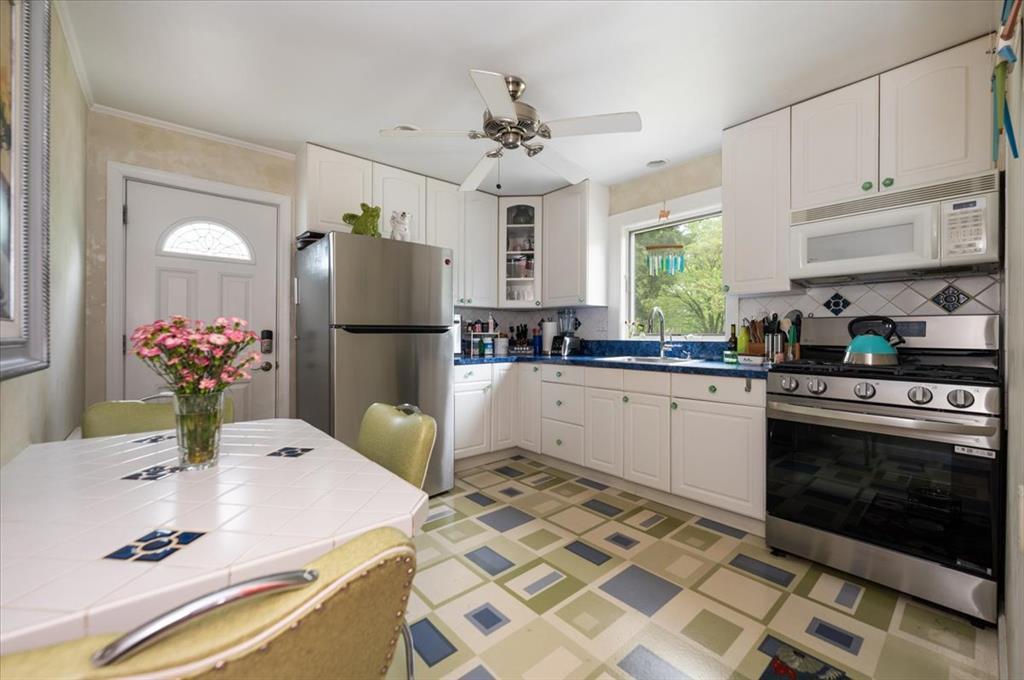 54 E 14th Street