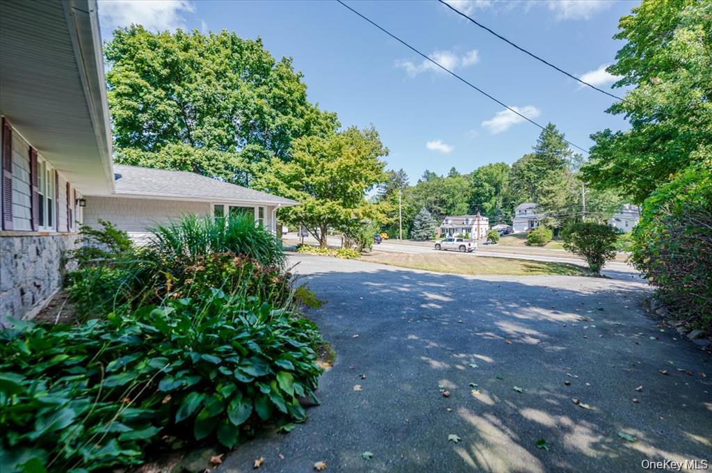 237 Oakwood Road