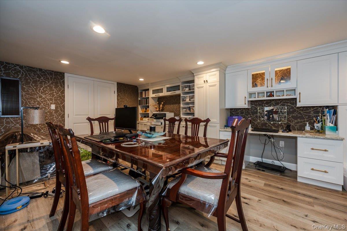 677 Meadow Road