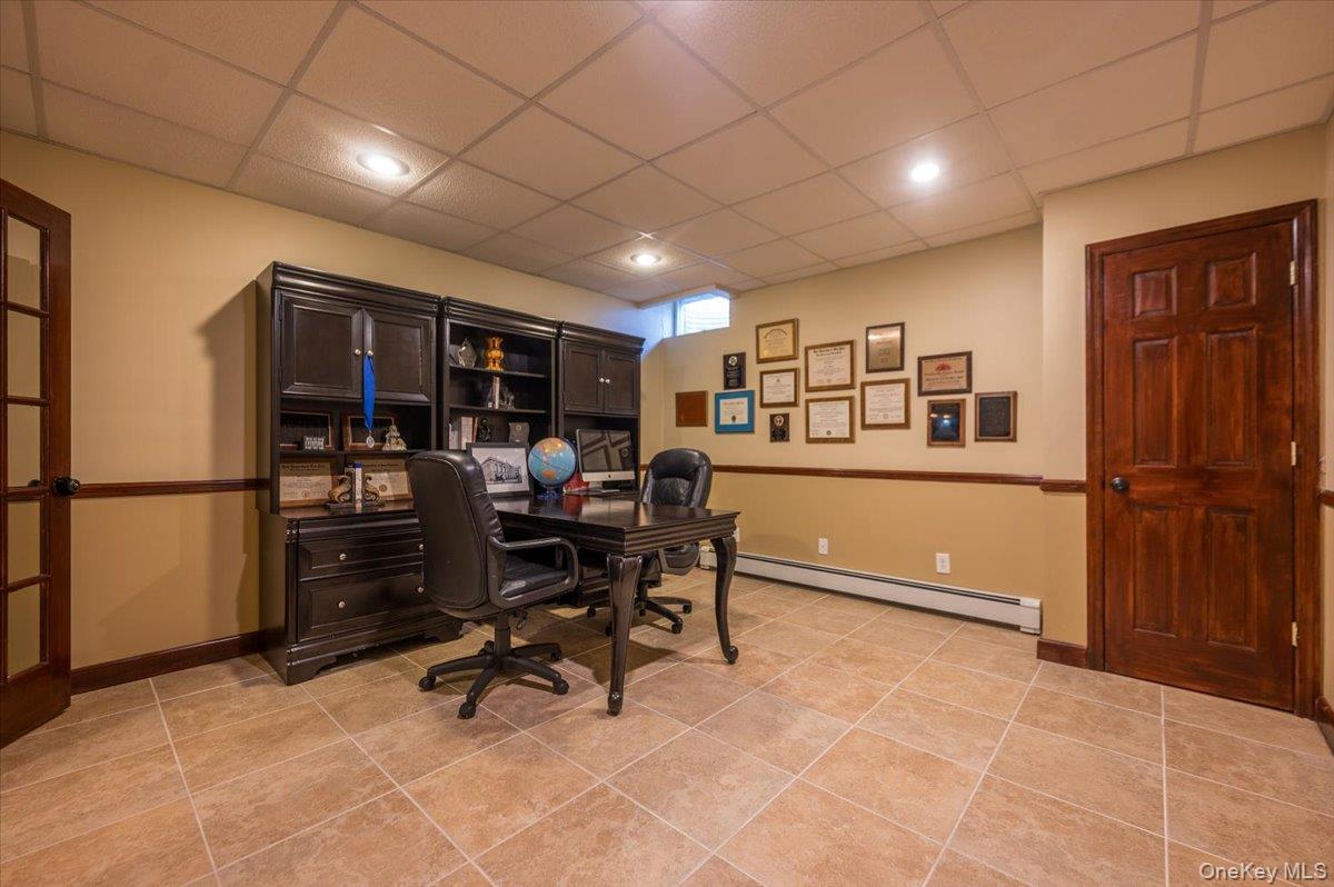 129 Round Swamp Road