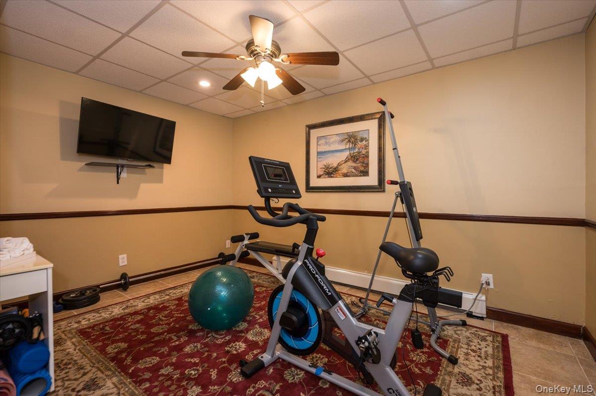 129 Round Swamp Road