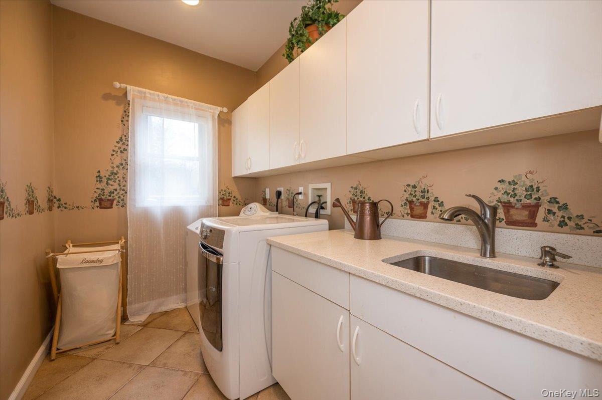 129 Round Swamp Road