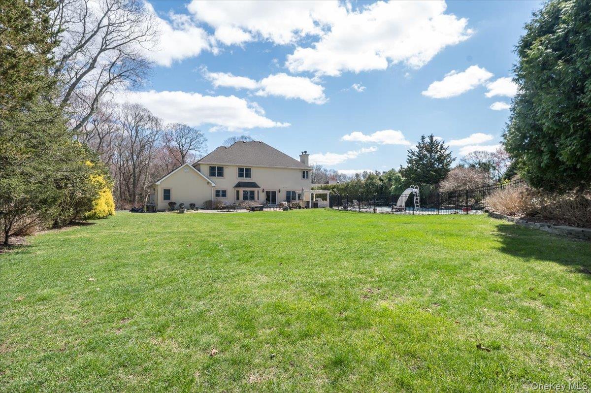 129 Round Swamp Road