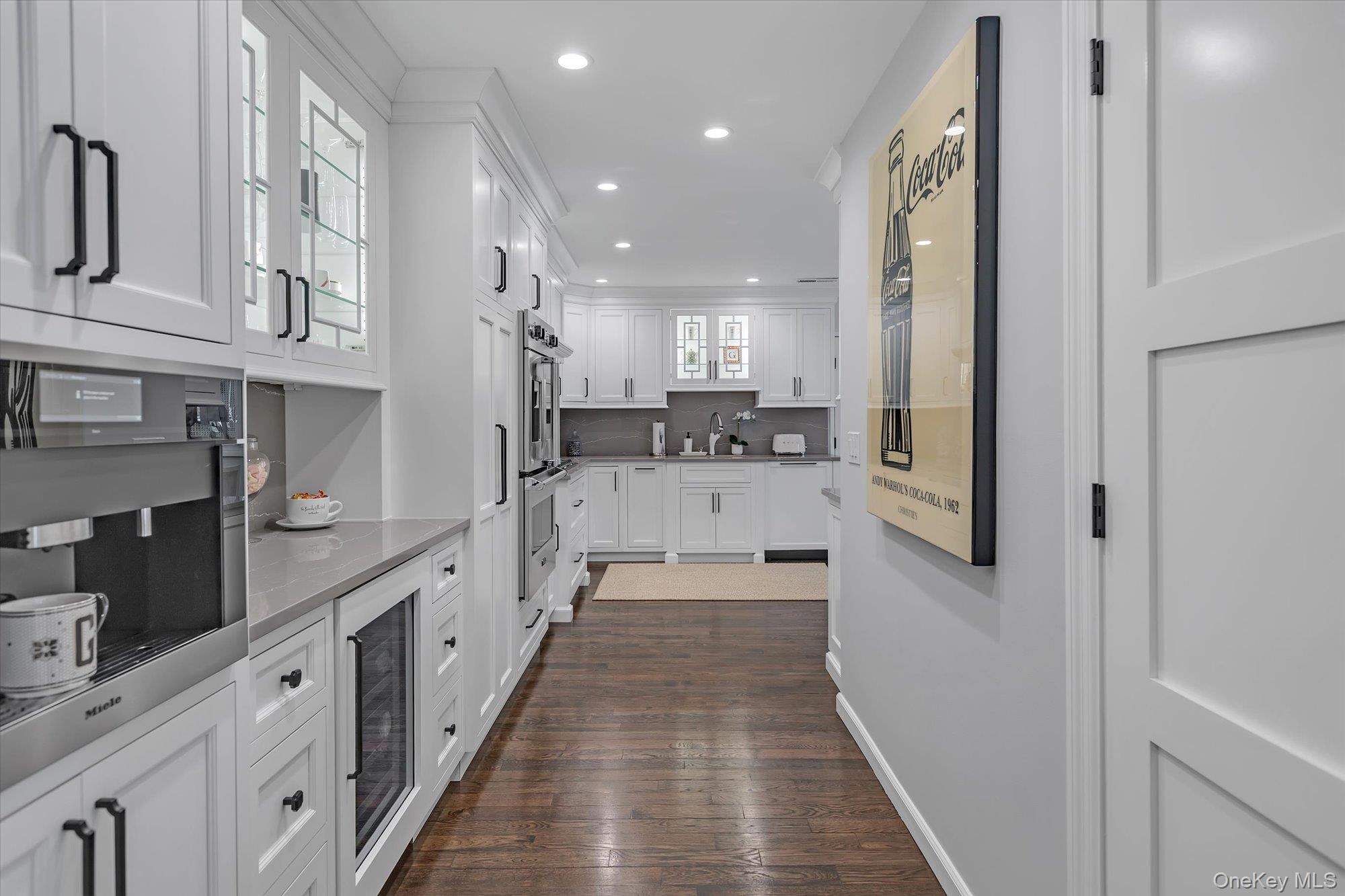 4 Wood Path Drive