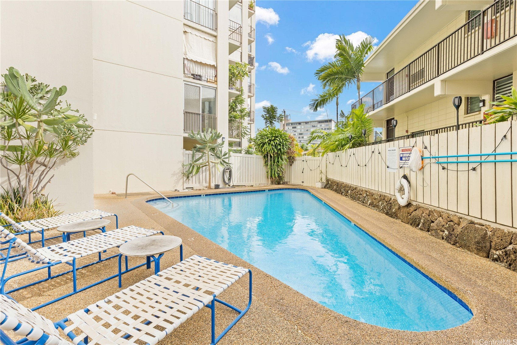 1634 Makiki Street 203