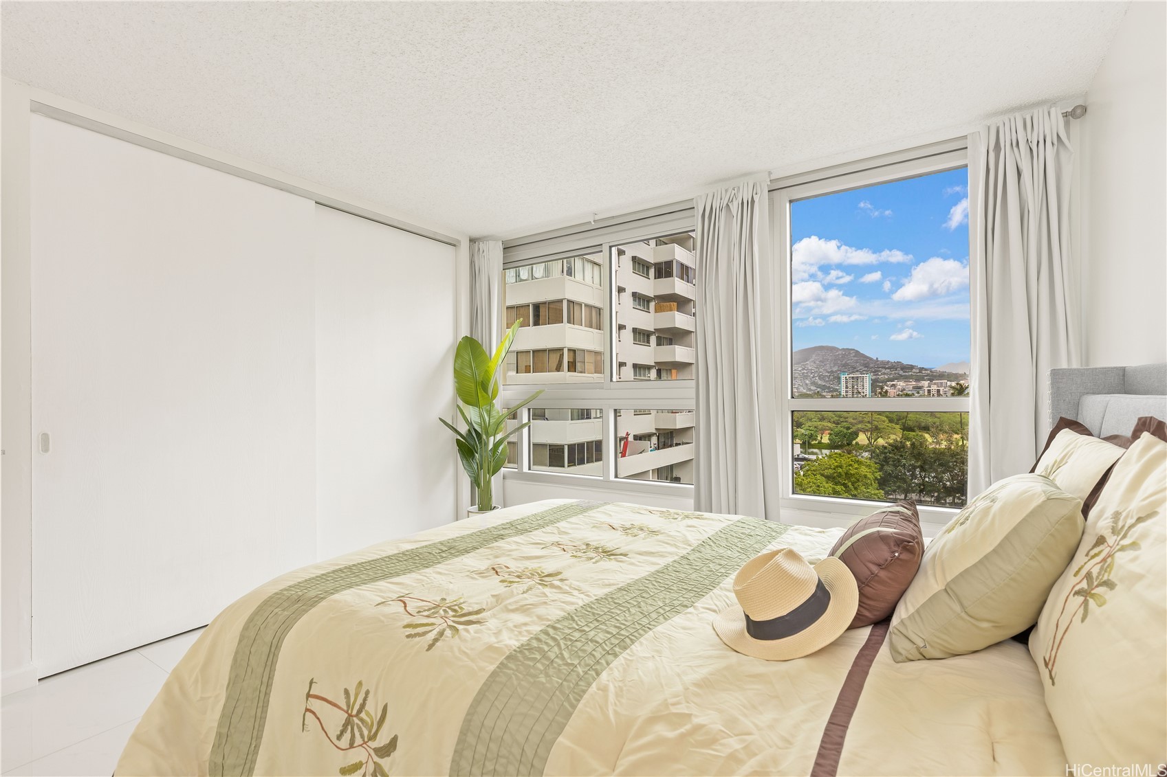 2421 Tusitala Street 602