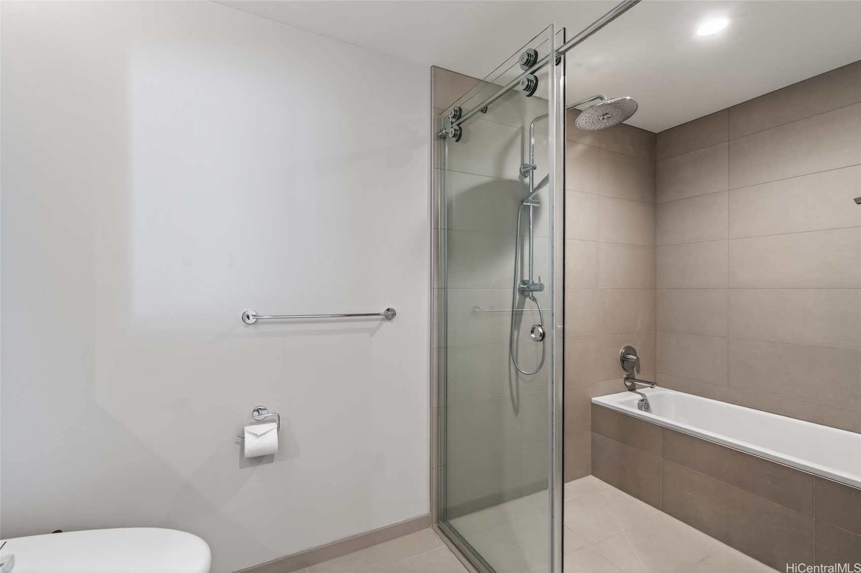 1000 Auahi Street 2802