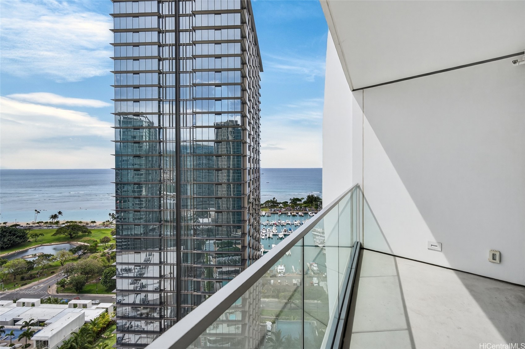 1000 Auahi Street 2802