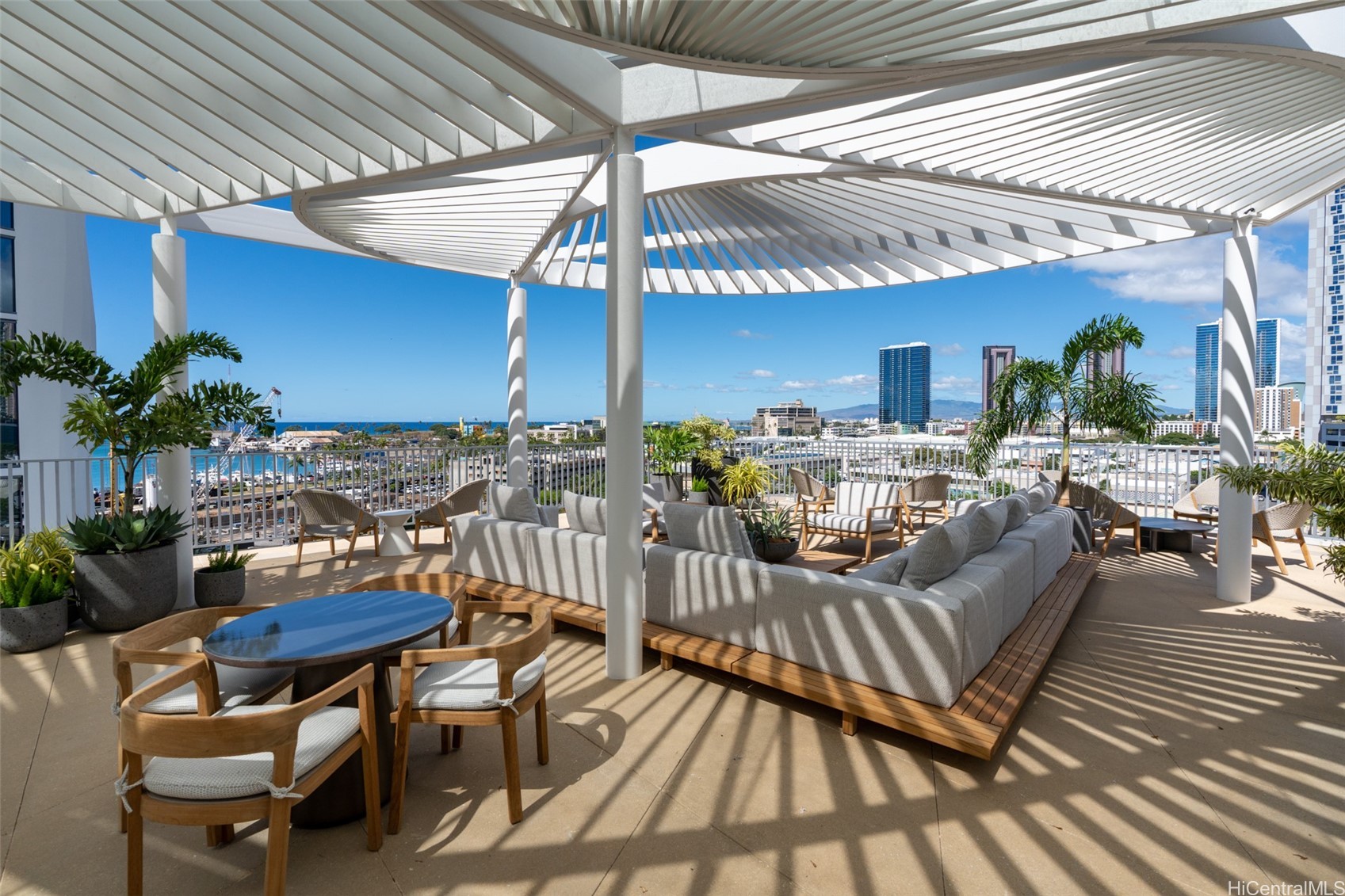 1000 Auahi Street 2802