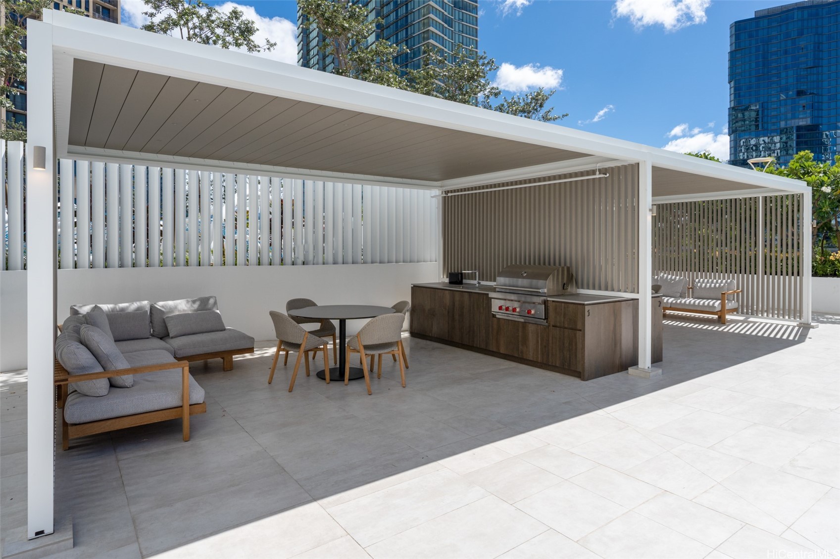 1000 Auahi Street 2802