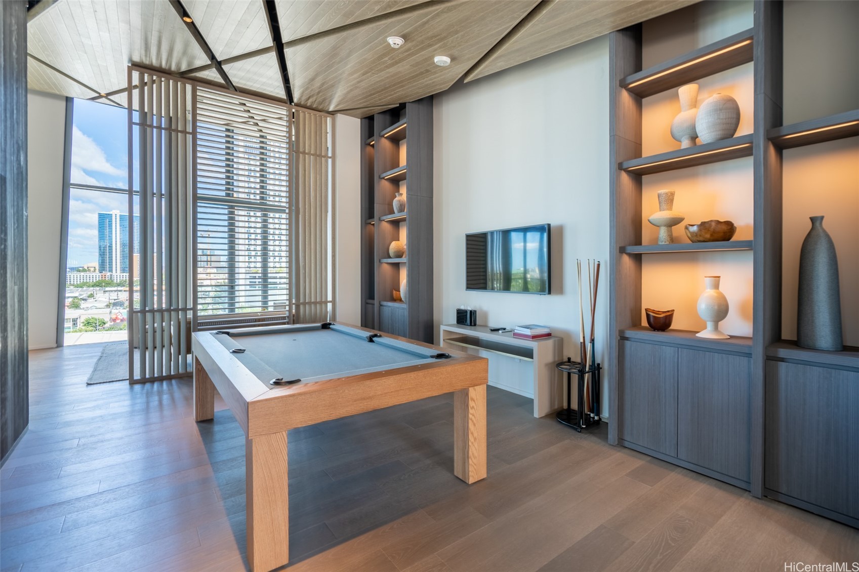 1000 Auahi Street 2802