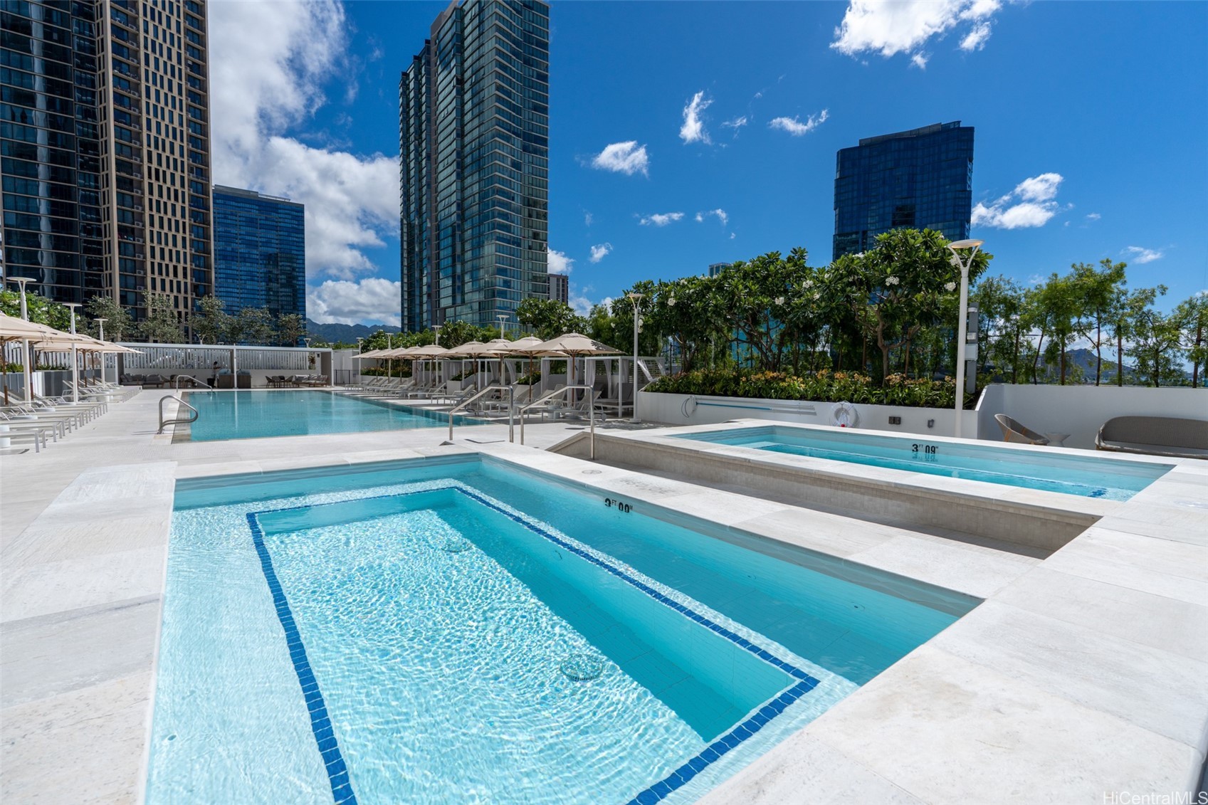 1000 Auahi Street 2802