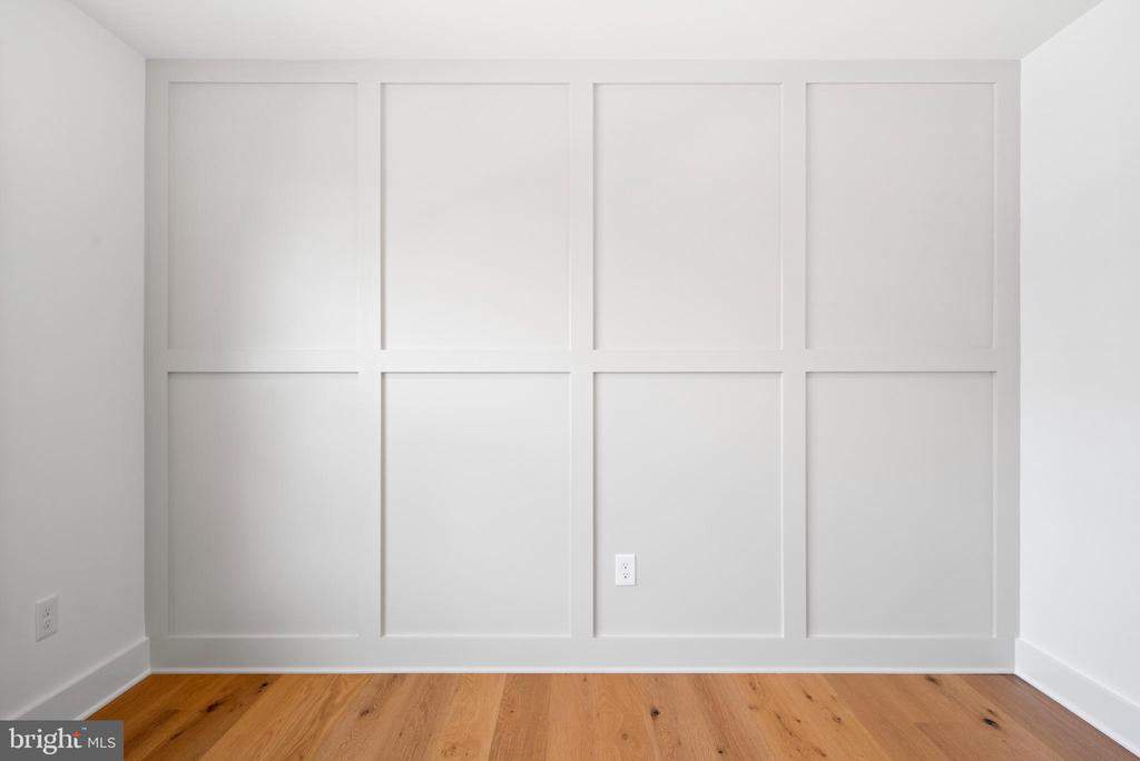 105 Ellershaw Ct